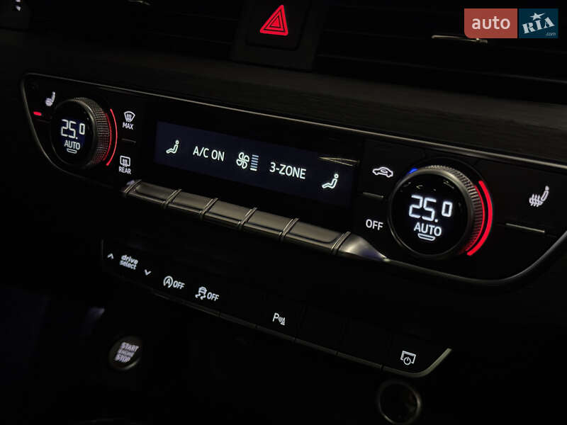 Седан Audi A4 2021 в Миколаєві
