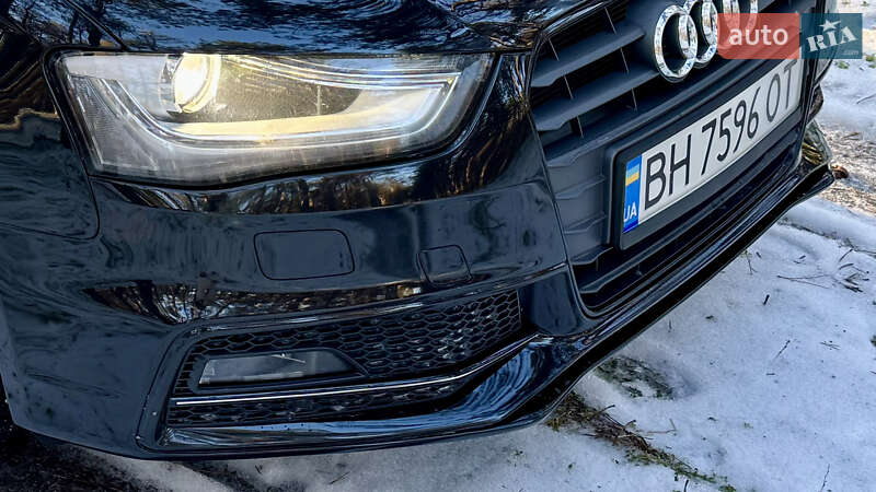 Седан Audi A4 2014 в Миколаєві