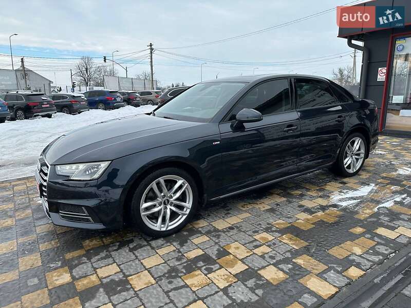 Седан Audi A4 2017 в Львові