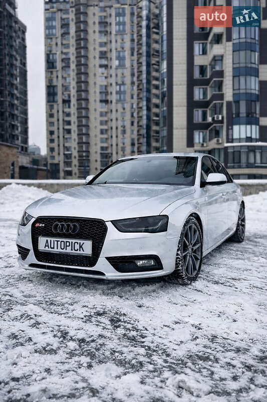 Седан Audi A4 2012 в Києві фото 2 Седан Audi A4 2012 в Києві