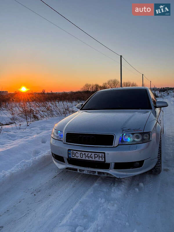 Седан Audi A4 2002 в Львове