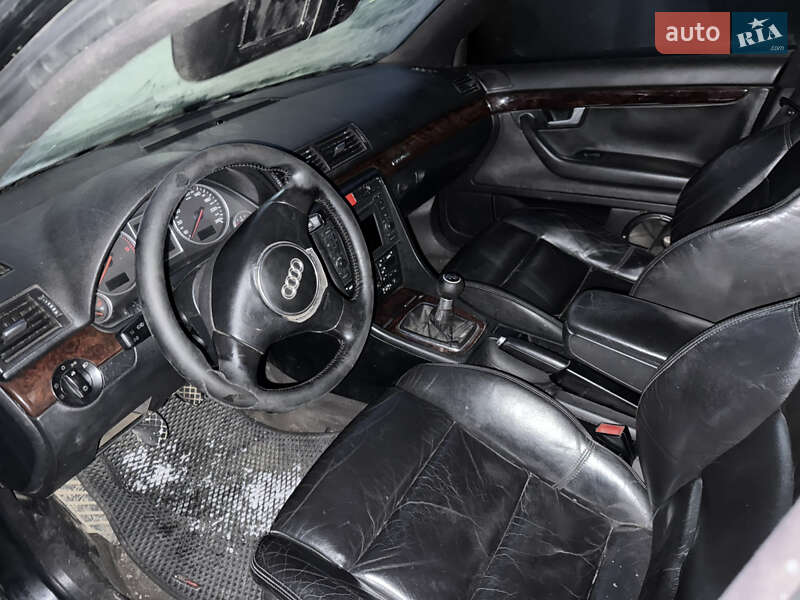 Седан Audi A4 2000 в Заріччі фото 5 Седан Audi A4 2000 в Заріччі