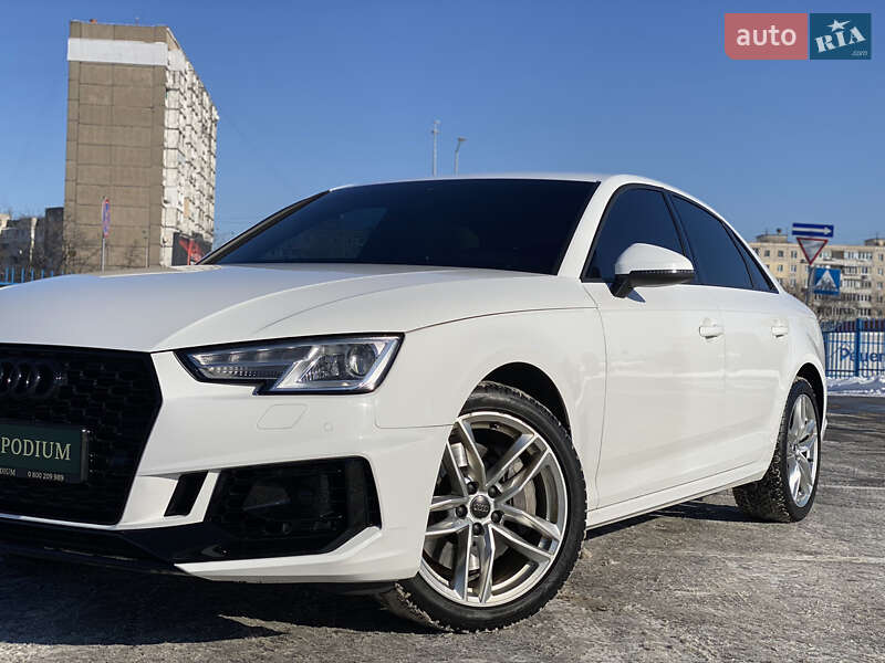 Седан Audi A4 2016 в Києві