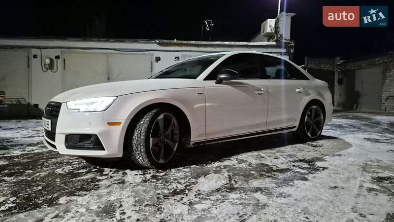 Седан Audi A4 2017 в Днепре
