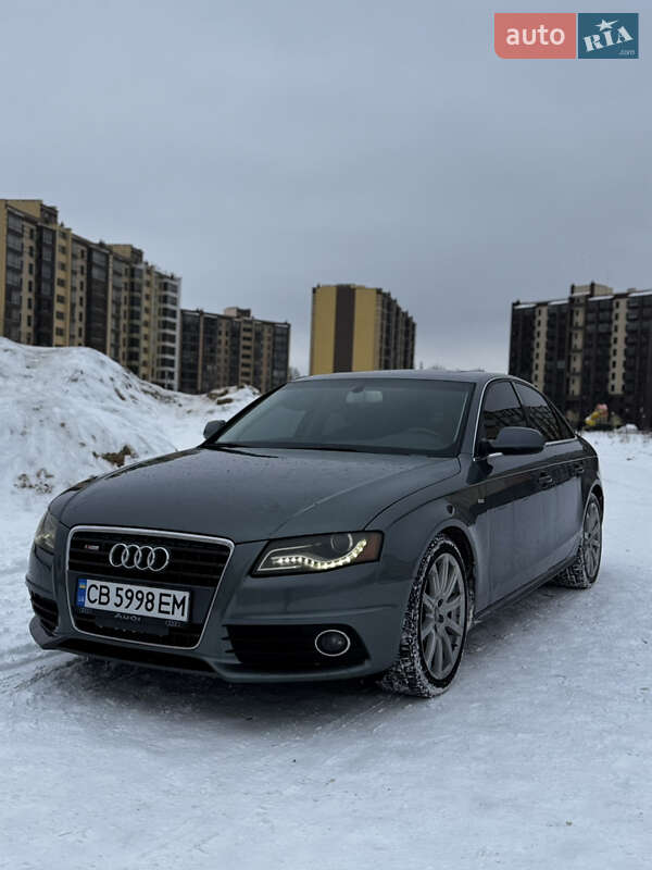 Седан Audi A4 2012 в Чернигове