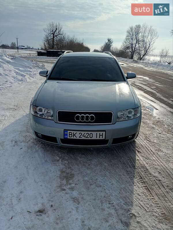 Audi A4, photos from the listing