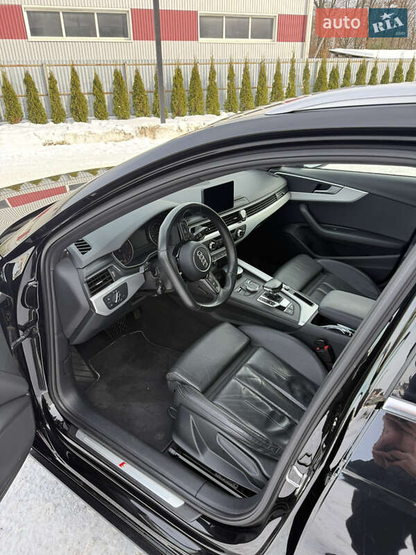 Універсал Audi A4 2017 в Луцьку