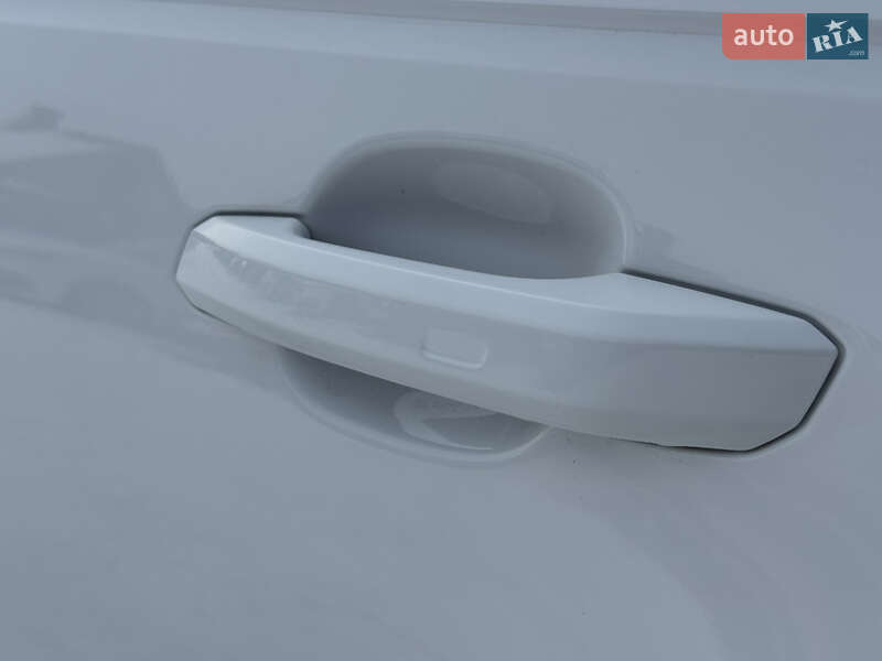 Универсал Audi A4 2017 в Луцке