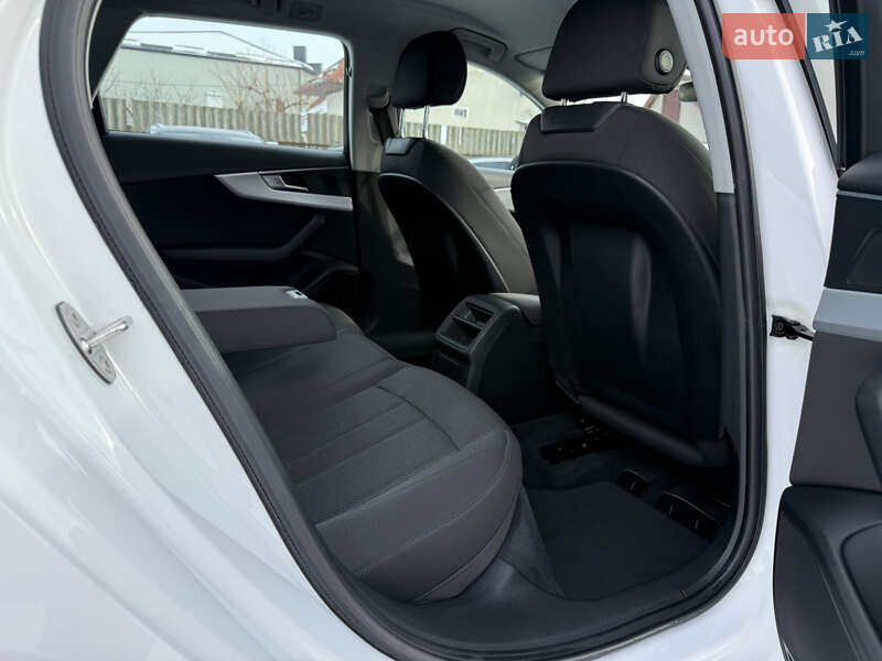 Универсал Audi A4 2017 в Луцке