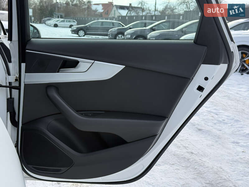 Универсал Audi A4 2017 в Луцке