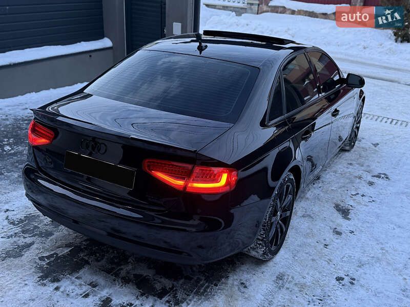Седан Audi A4 2012 в Тернополі