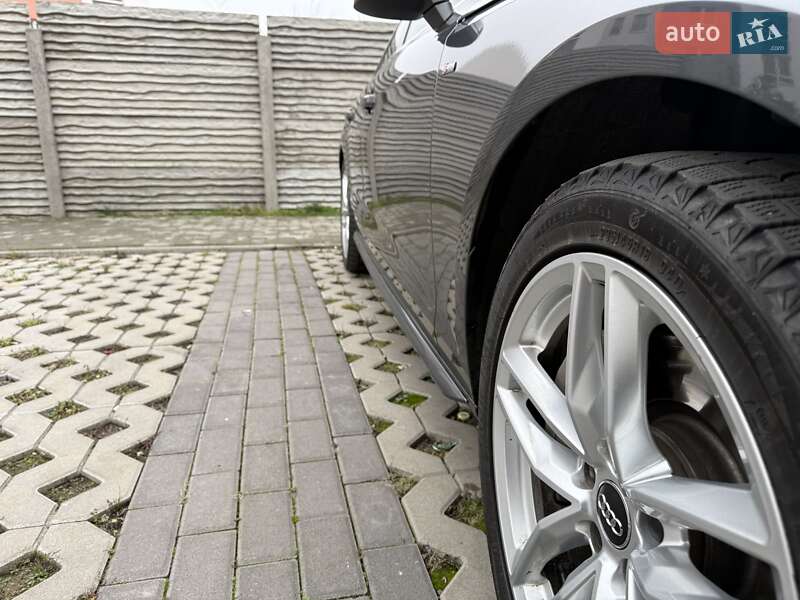 Седан Audi A4 2020 в Києві