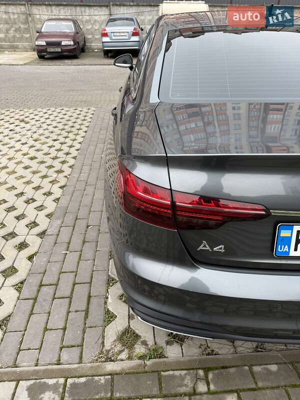Седан Audi A4 2020 в Києві