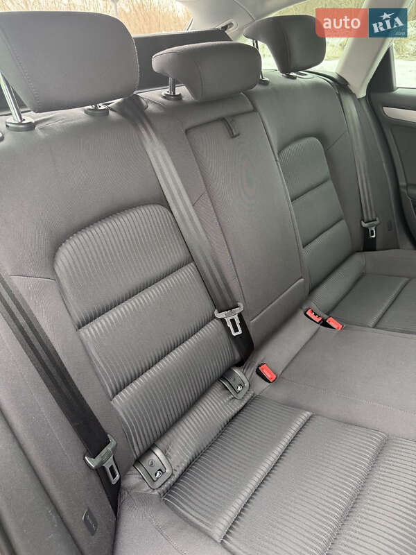 Универсал Audi A4 2013 в Луцке фото 22 Универсал Audi A4 2013 в Луцке