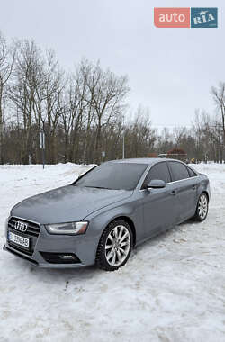 Седан Audi A4 2012 в Чернигове