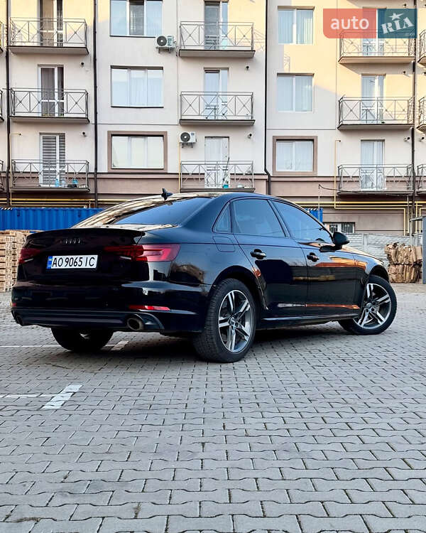Седан Audi A4 2017 в Киеве