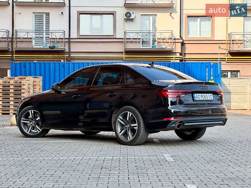 Седан Audi A4 2017 в Киеве