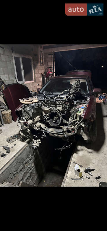 Седан Audi A4 1998 в Кельменцях