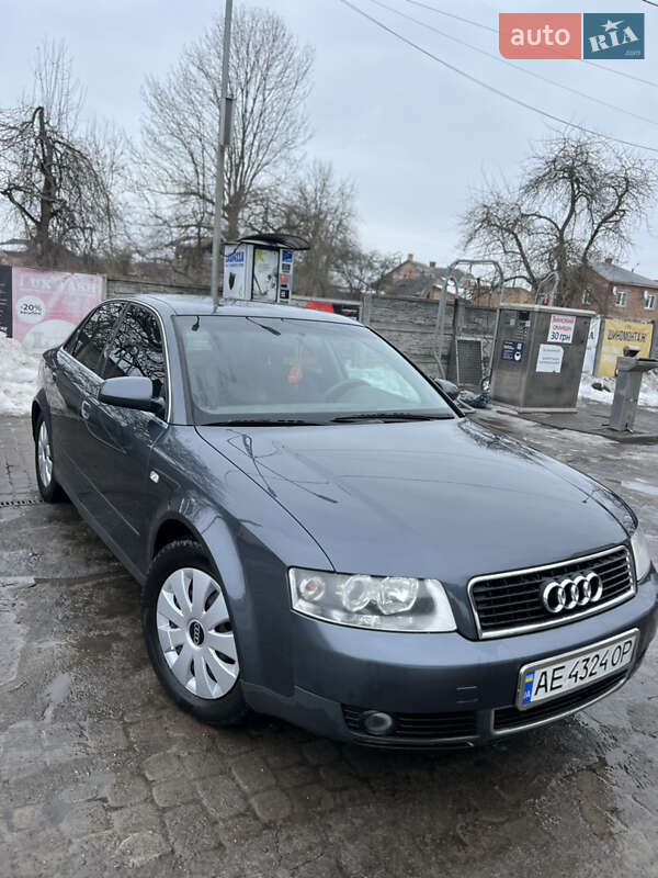 Седан Audi A4 2001 в Львове