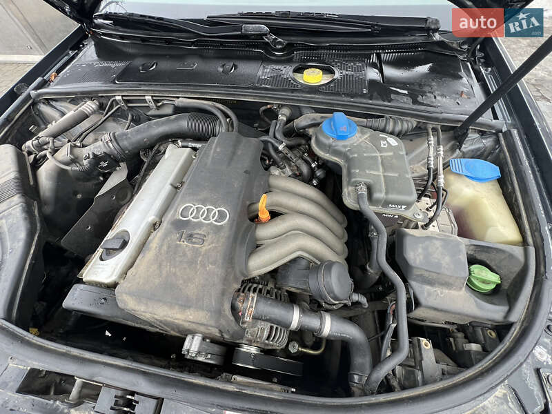 Седан Audi A4 2001 в Львове