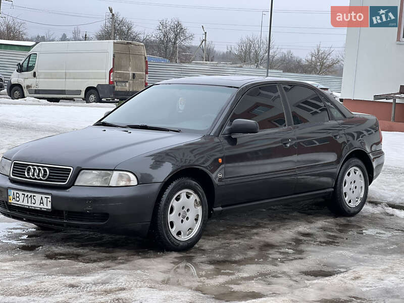 Седан Audi A4 1995 в Вінниці фото 2 Седан Audi A4 1995 в Вінниці