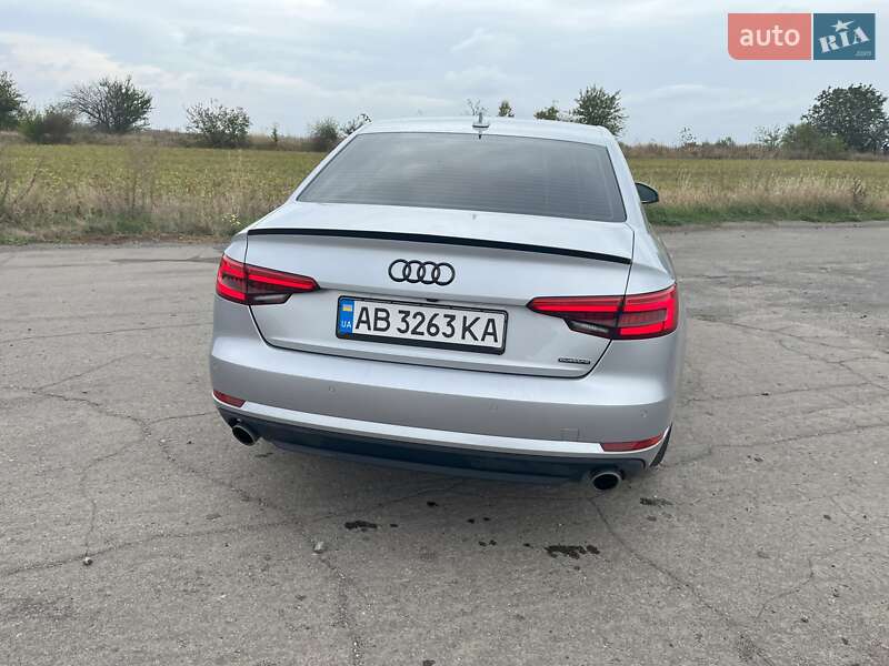 Седан Audi A4 2016 в Баре