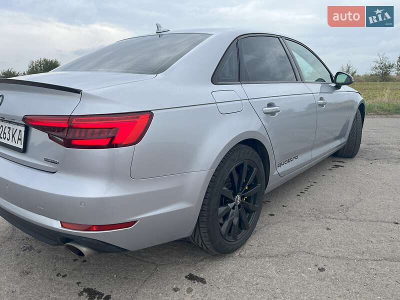 Седан Audi A4 2016 в Баре