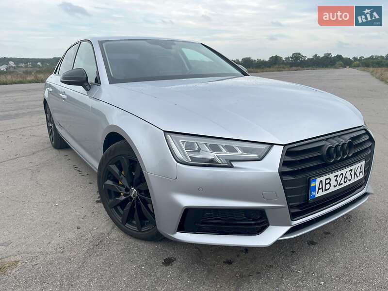 Седан Audi A4 2016 в Баре