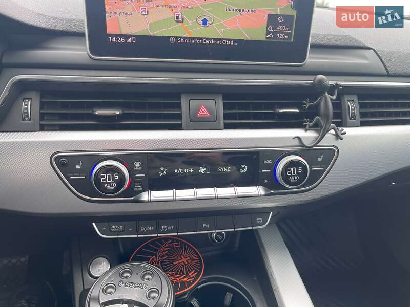 Седан Audi A4 2016 в Баре