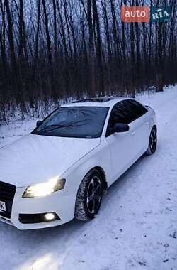 Седан Audi A4 2010 в Кропивницькому