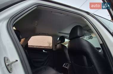 Седан Audi A4 2015 в Бахмаче