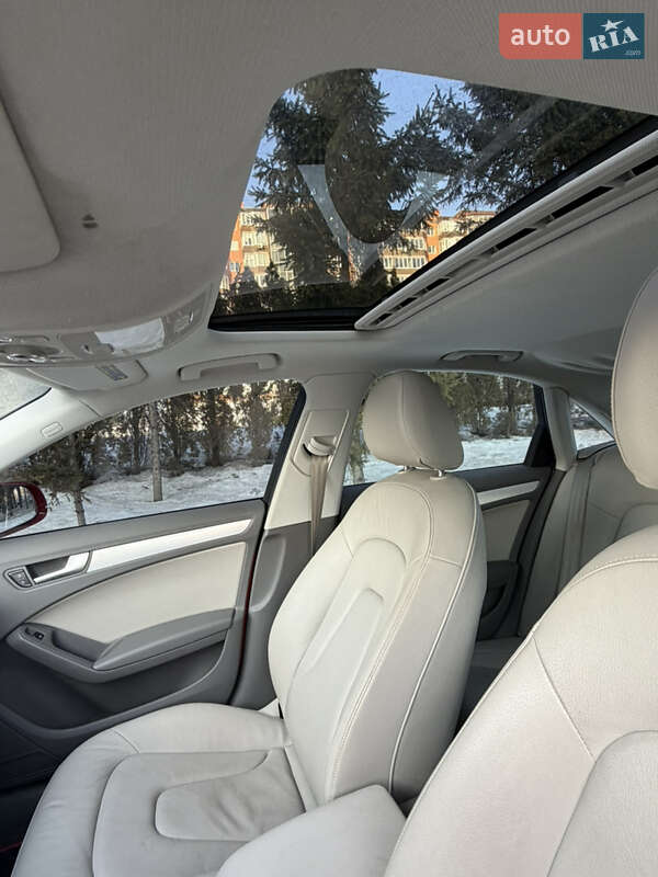 Седан Audi A4 2012 в Тернополі