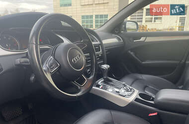 Седан Audi A4 2015 в Львове