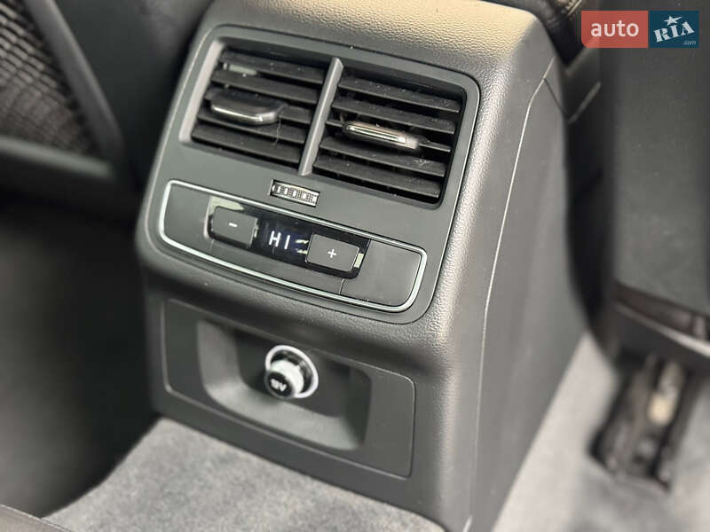 Седан Audi A4 2018 в Вінниці