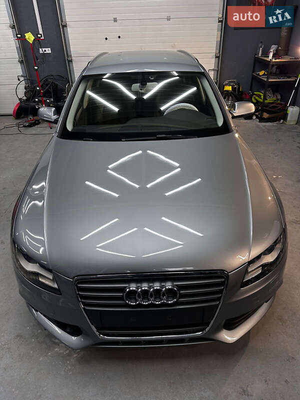Универсал Audi A4 2010 в Луцке фото 2 Универсал Audi A4 2010 в Луцке