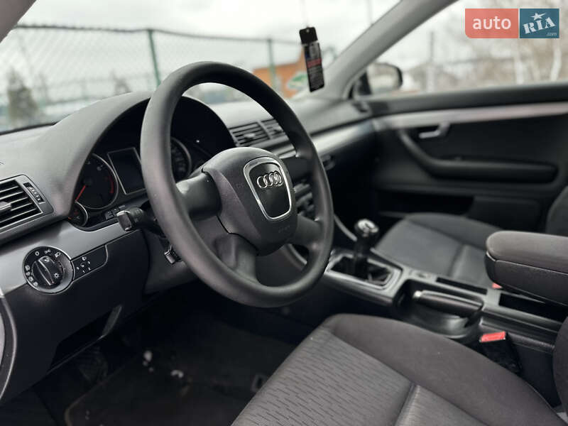 Седан Audi A4 2006 в Вінниці