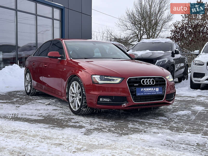 Седан Audi A4 2014 в Нововолынске