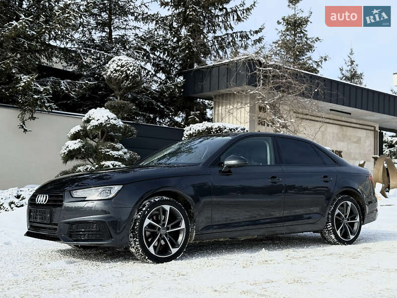 Седан Audi A4 2019 в Львове