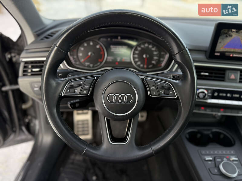 Седан Audi A4 2019 в Львове
