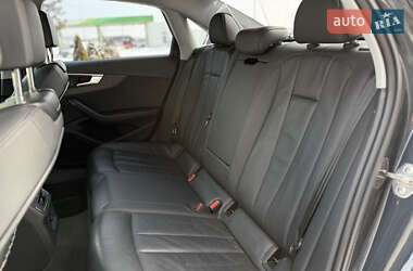 Седан Audi A4 2019 в Львові