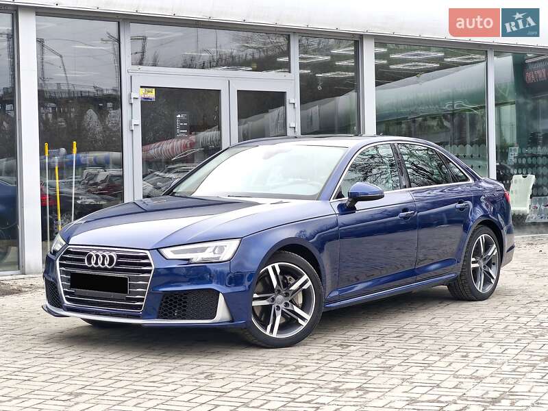 Седан Audi A4 2016 в Днепре