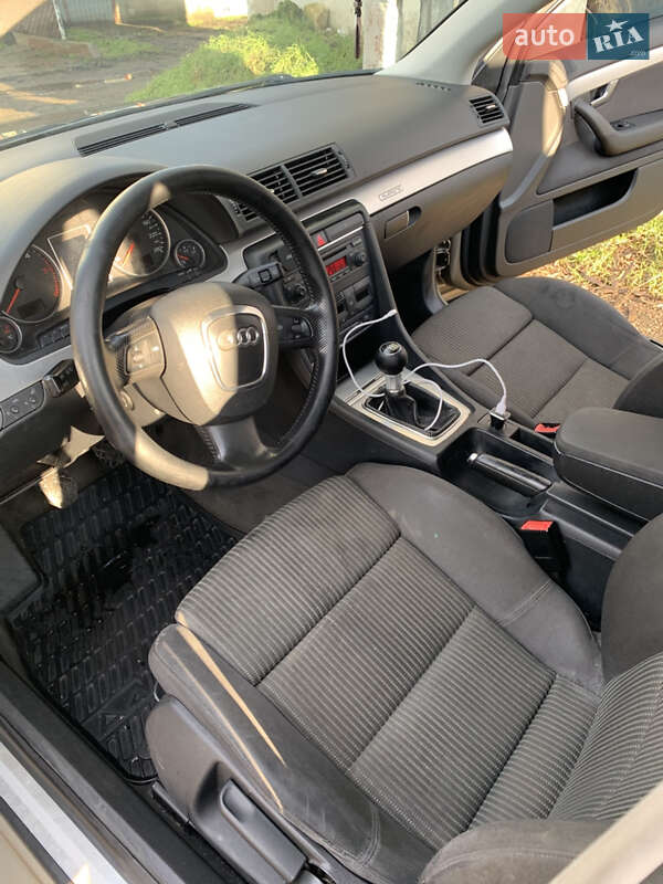 Седан Audi A4 2006 в Одесі
