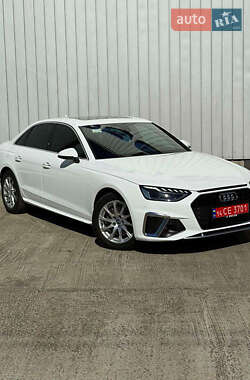 Седан Audi A4 2020 в Киеве