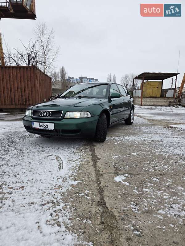 Универсал Audi A4 1997 в Черкассах фото 13 Универсал Audi A4 1997 в Черкассах