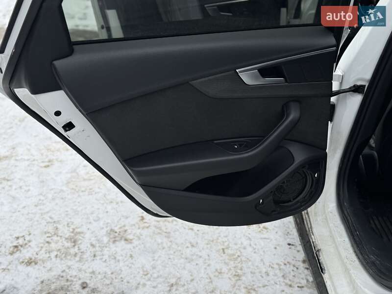 Универсал Audi A4 2019 в Житомире