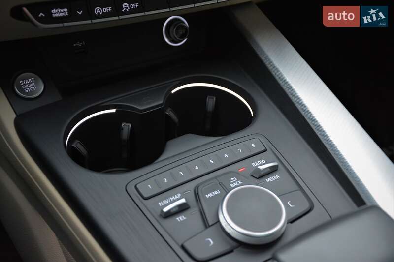 Седан Audi A4 2018 в Киеве фото 40 Седан Audi A4 2018 в Киеве