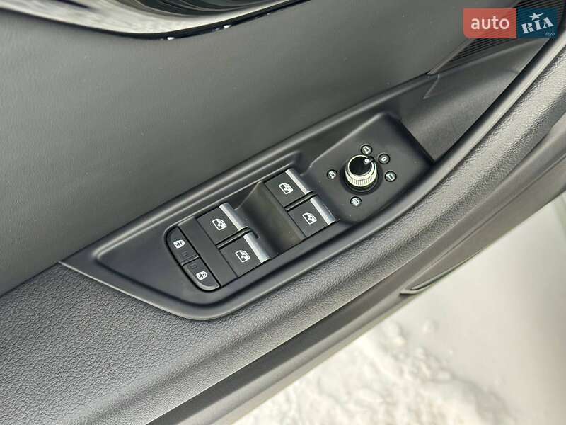 Седан Audi A4 2021 в Києві фото 44 Седан Audi A4 2021 в Києві