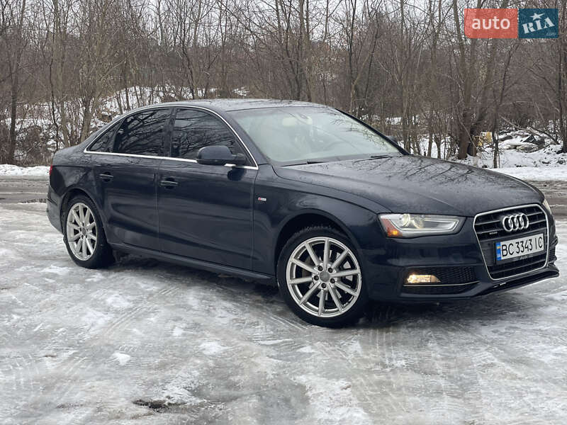 Седан Audi A4 2013 в Дрогобыче