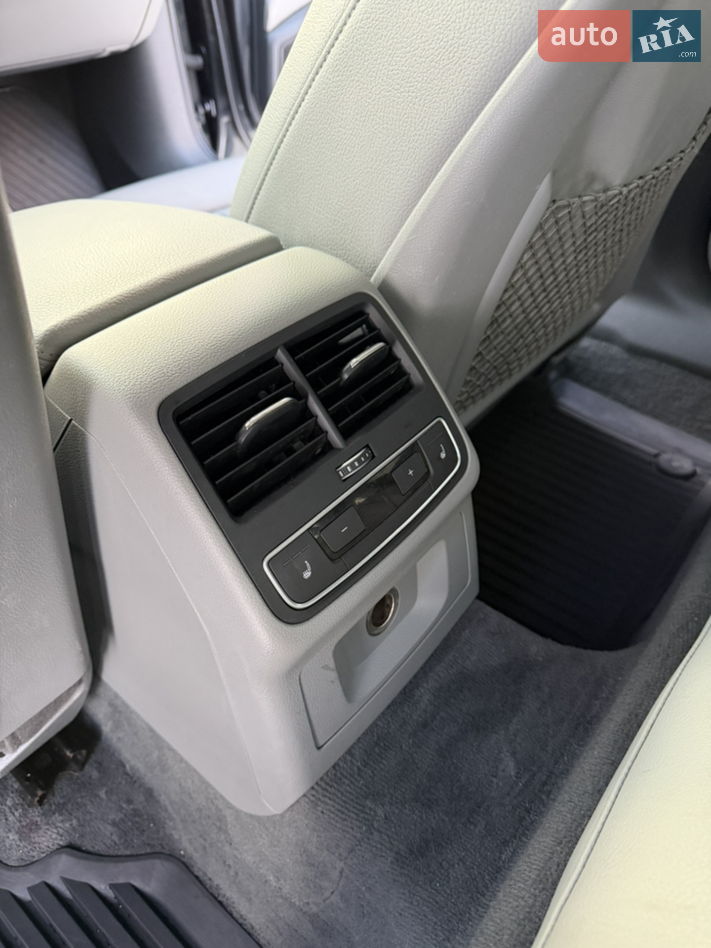 2016 Audi A4 - мініатюра 22