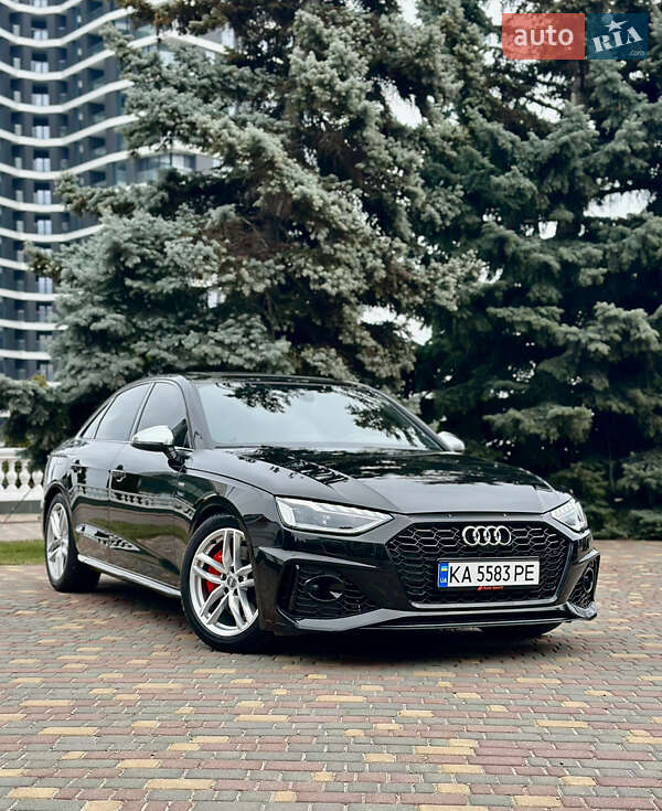 Седан Audi A4 2022 в Одесі